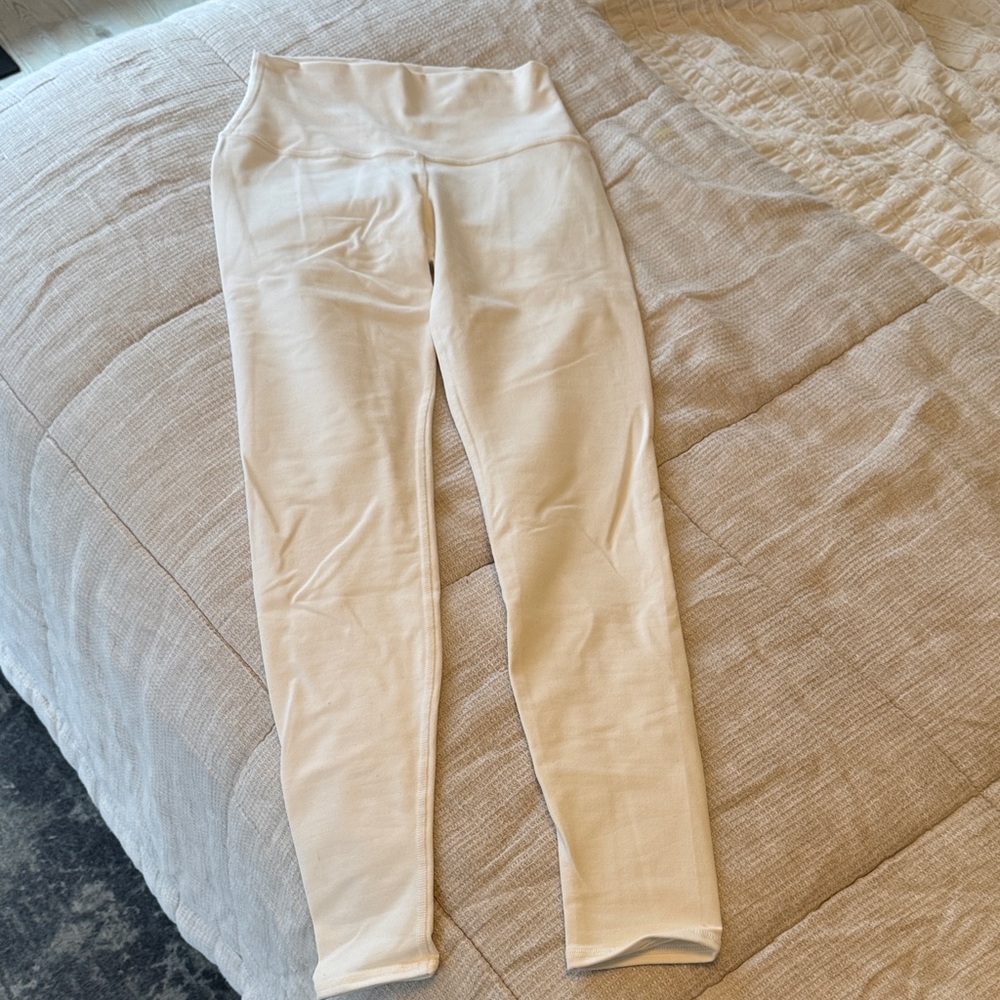 NWOT Alo Leggings